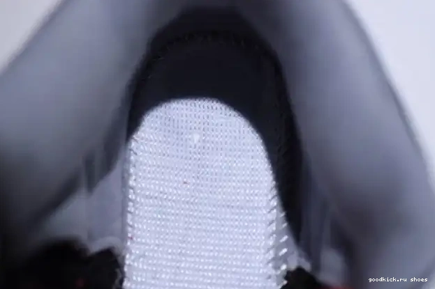 Black 854262-001 Air Jordan Cement 3 0324